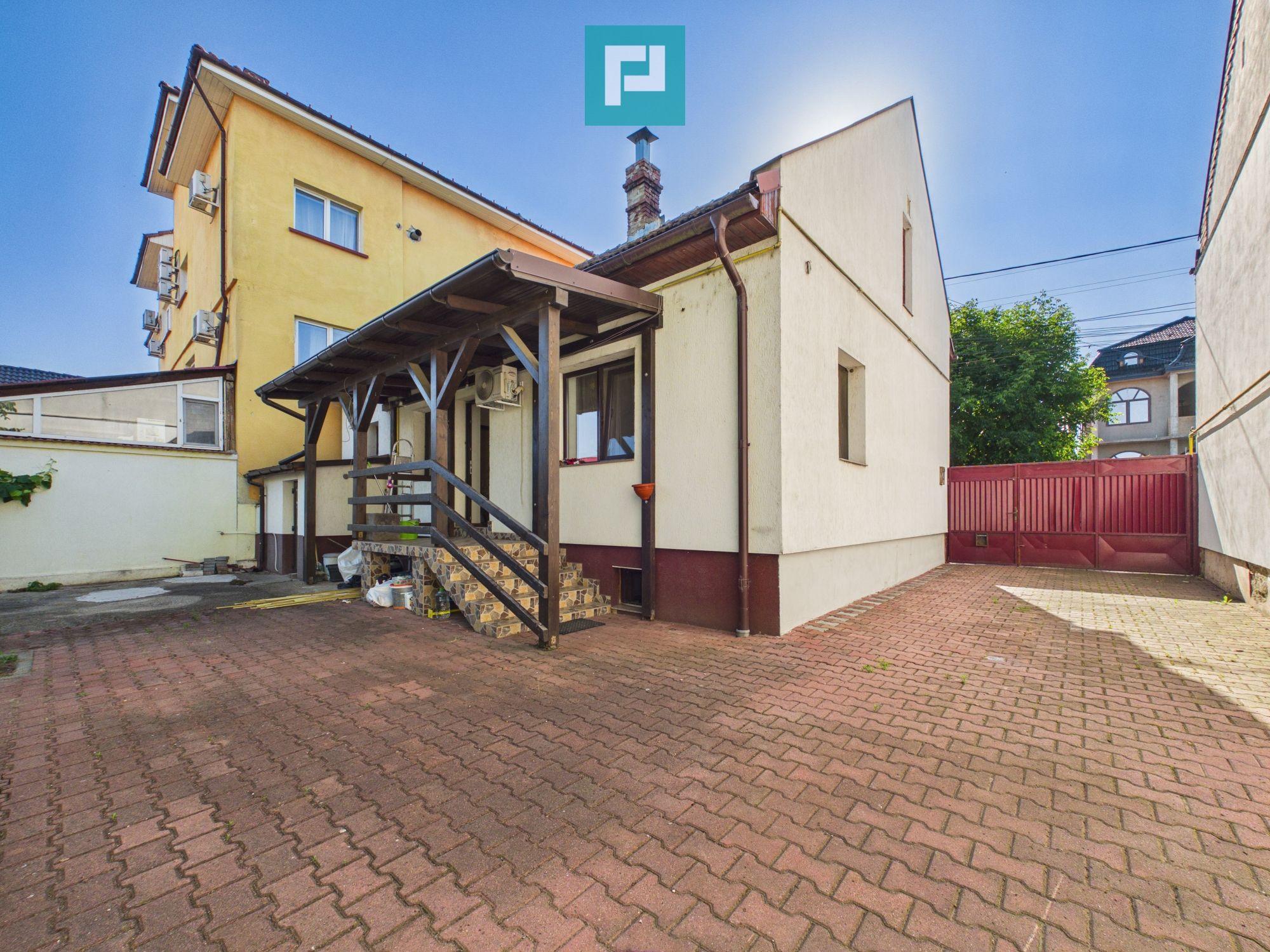 Casă cu 2 camere de închiriat – Arad.