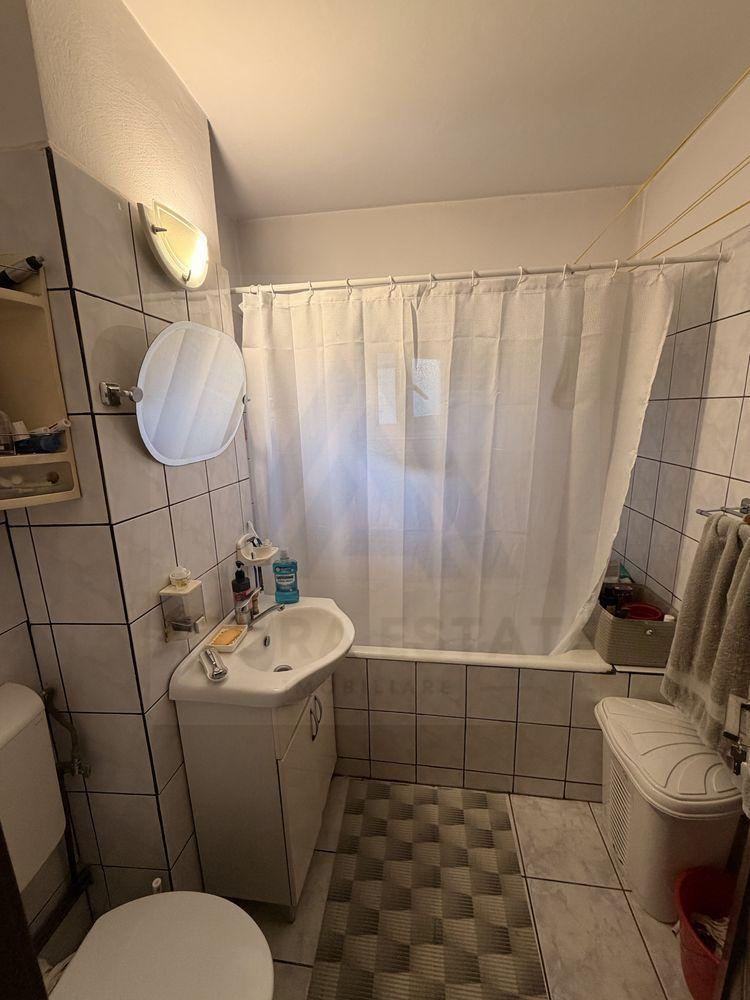 Apartament 4 camere 75 mp cu balcon si pivnita pe b-dul Mihai Viteazu - 8