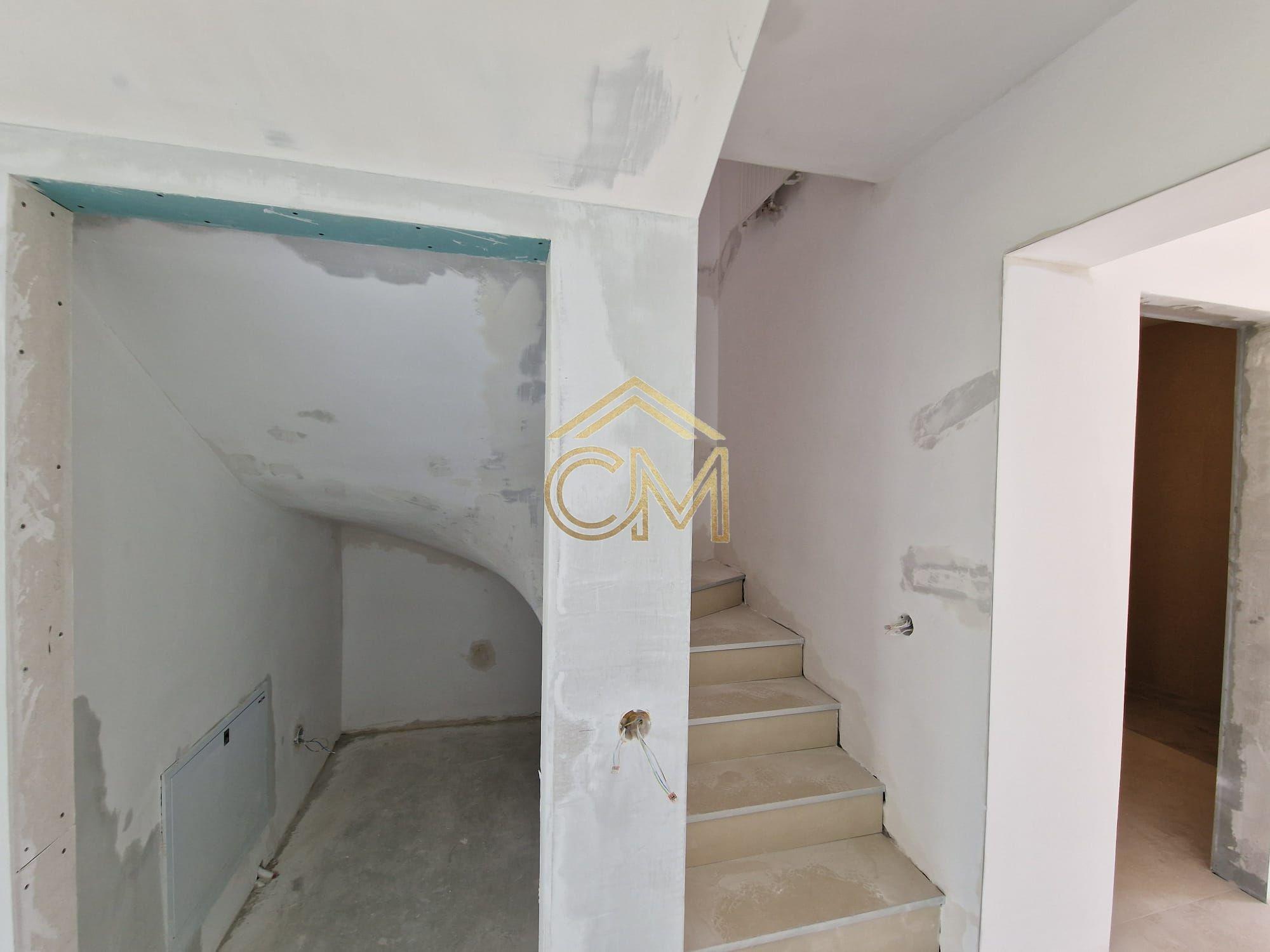 Casă 4 Camere - 120 MPU - 264 MP Teren - Terasa - 7