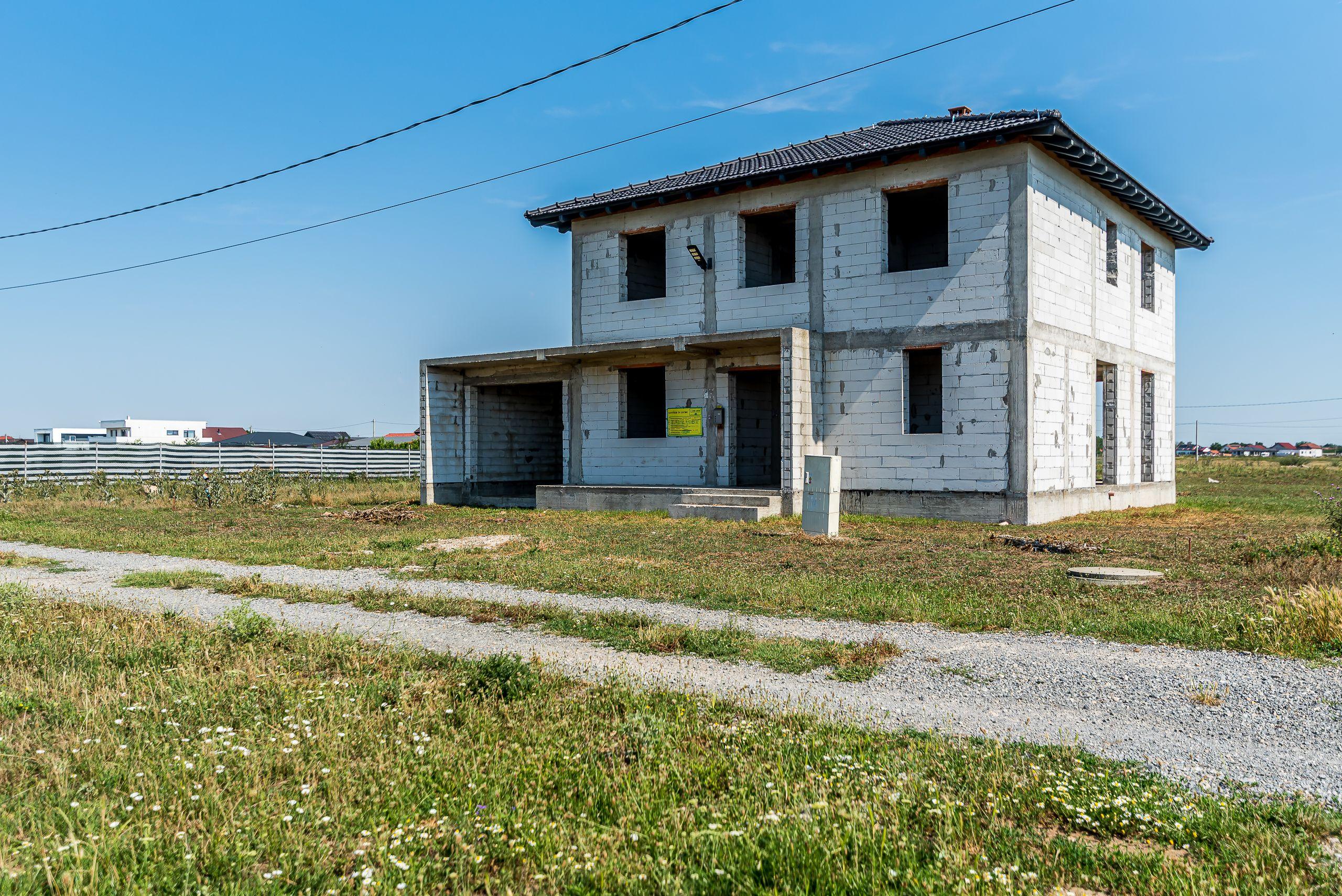 Vilă cu 5 camere | teren 1000 mp | cartier San Paolo (lângă Westfield) - 1