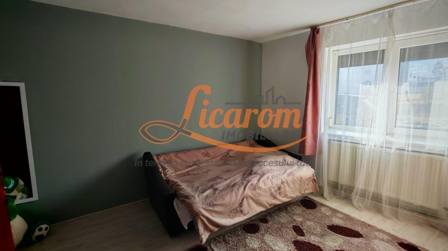 Corp de casa 4 camere zona Nicopole,curte comuna cu 1 familie. - 5