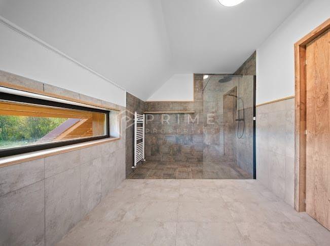 Proprietate exclusivistă în Corunca: 200 mp utili, teren generos - 5