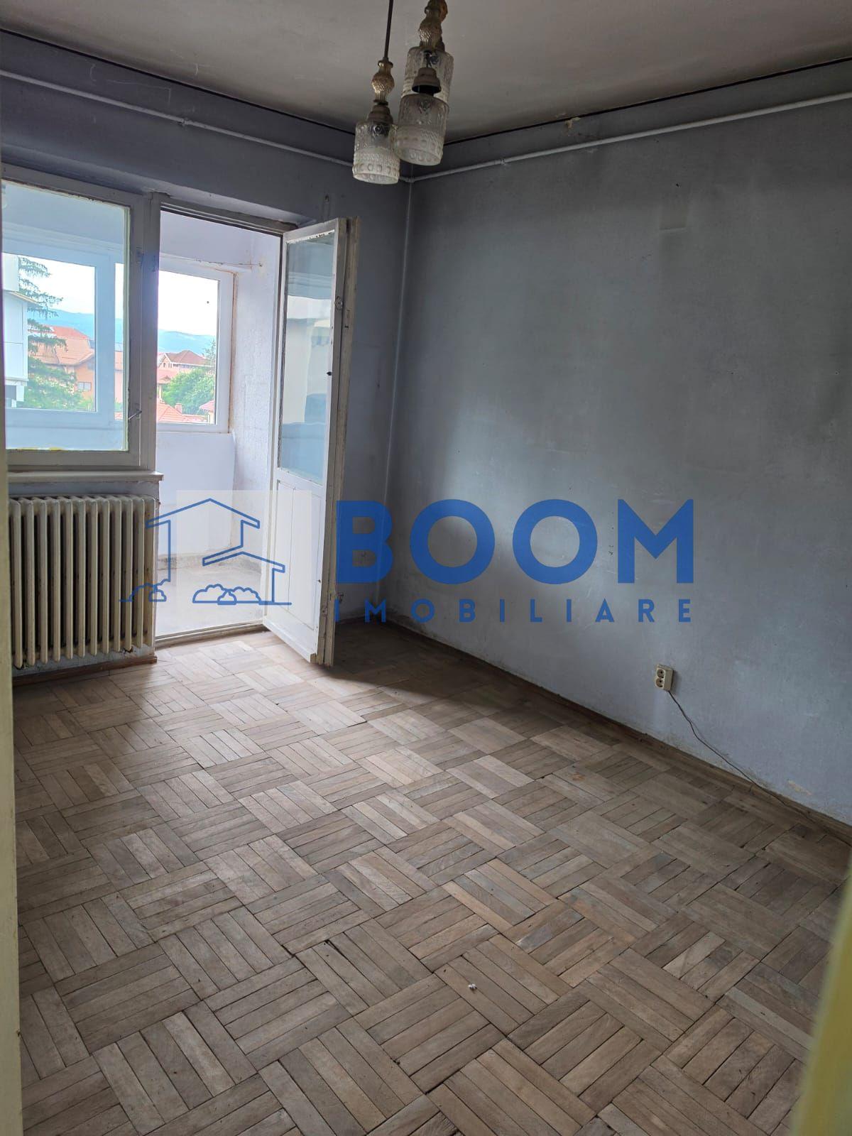 Apartament 4 camere decomandat | Traian, Râmnicu Vâlcea | 70,43 mp, etaj 4 - 4