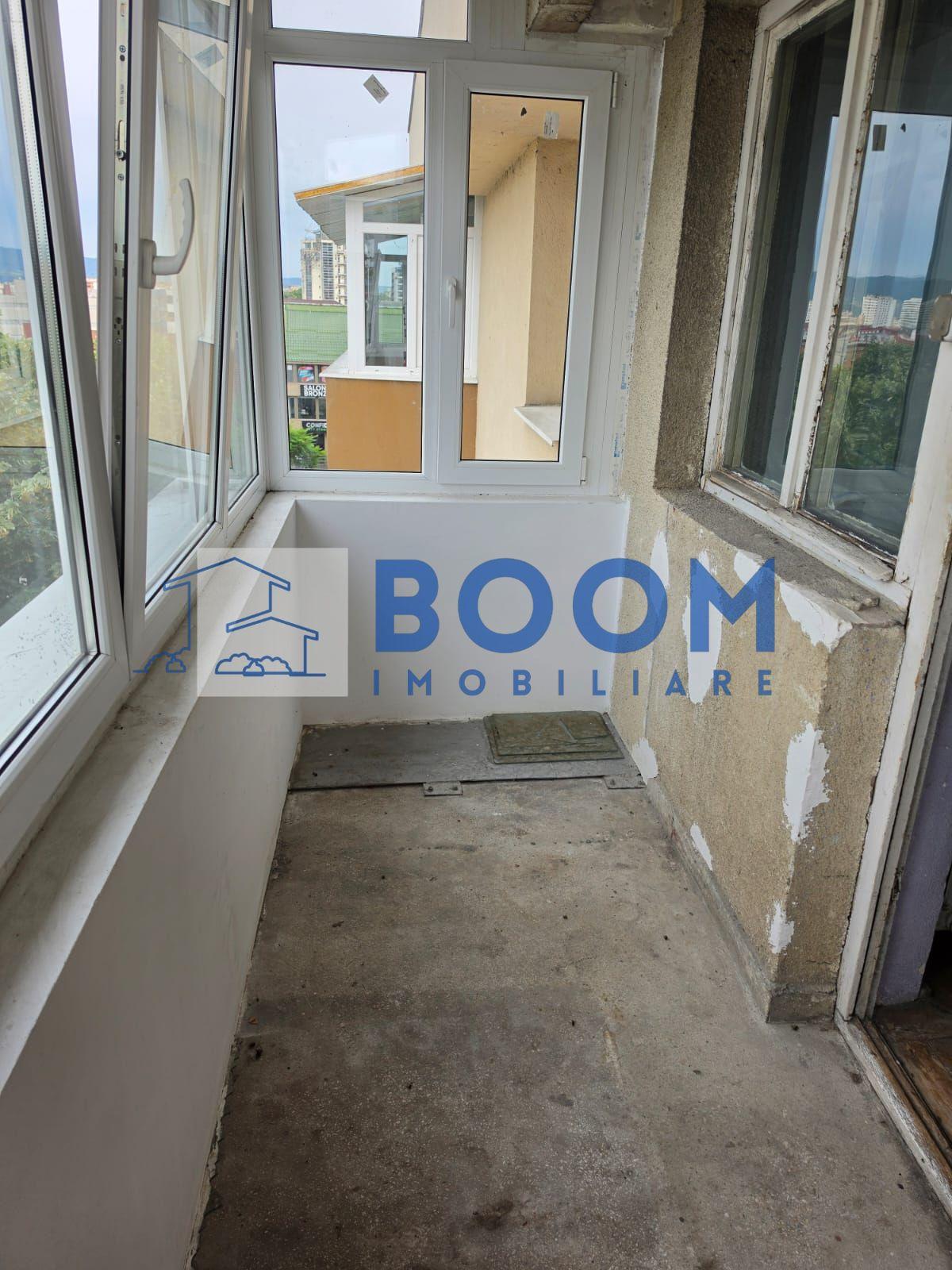 Apartament 4 camere decomandat | Traian, Râmnicu Vâlcea | 70,43 mp, etaj 4 - 10