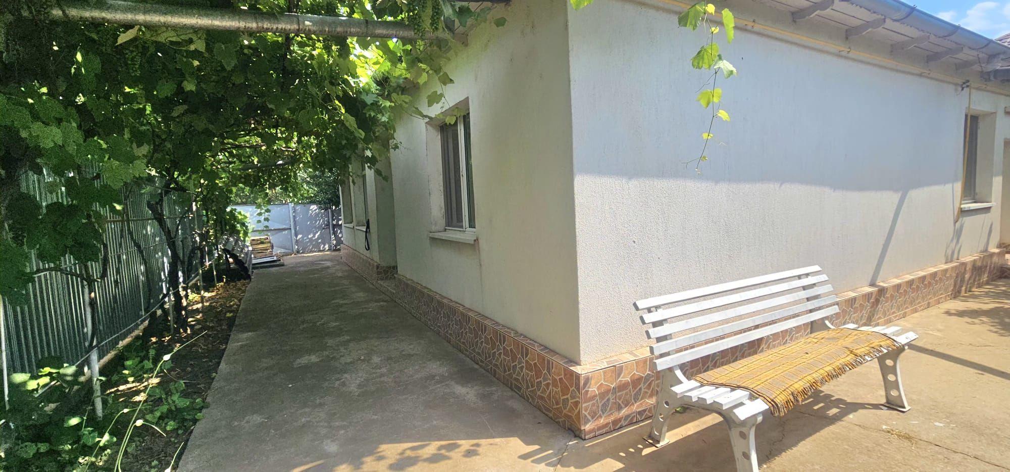 Casa la sol cu teren 1055 mp si livada - Vanatori, Galati - 4