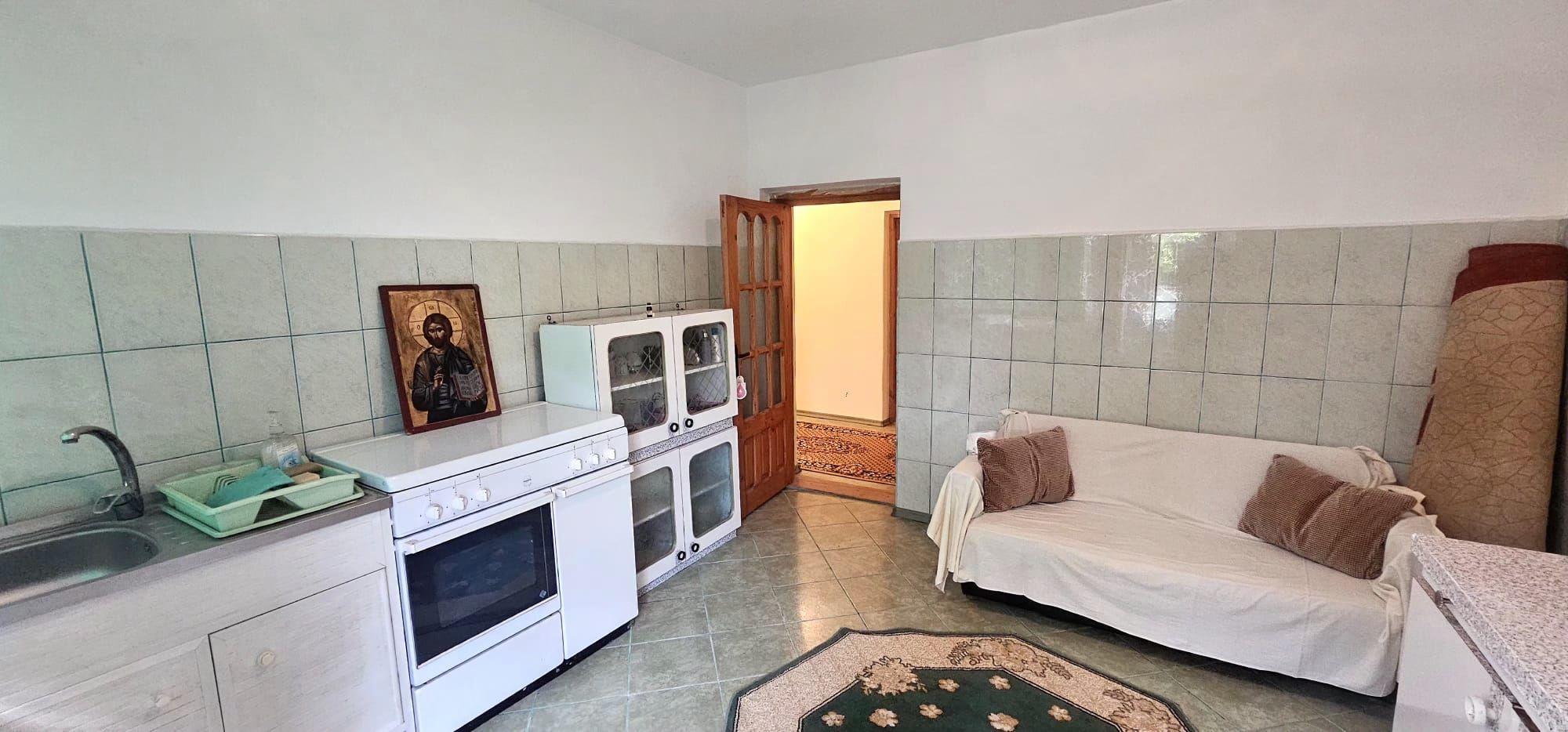 Casa la sol cu teren 1055 mp si livada - Vanatori, Galati - 7