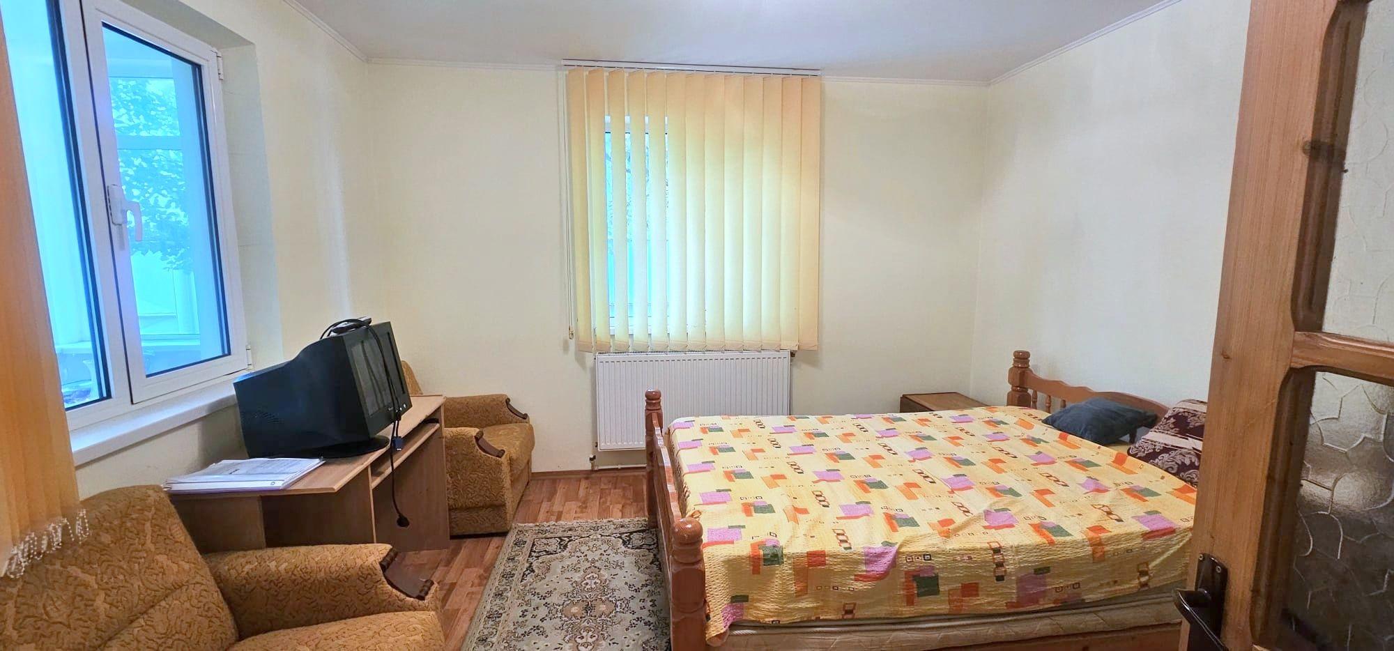 Casa la sol cu teren 1055 mp si livada - Vanatori, Galati - 14