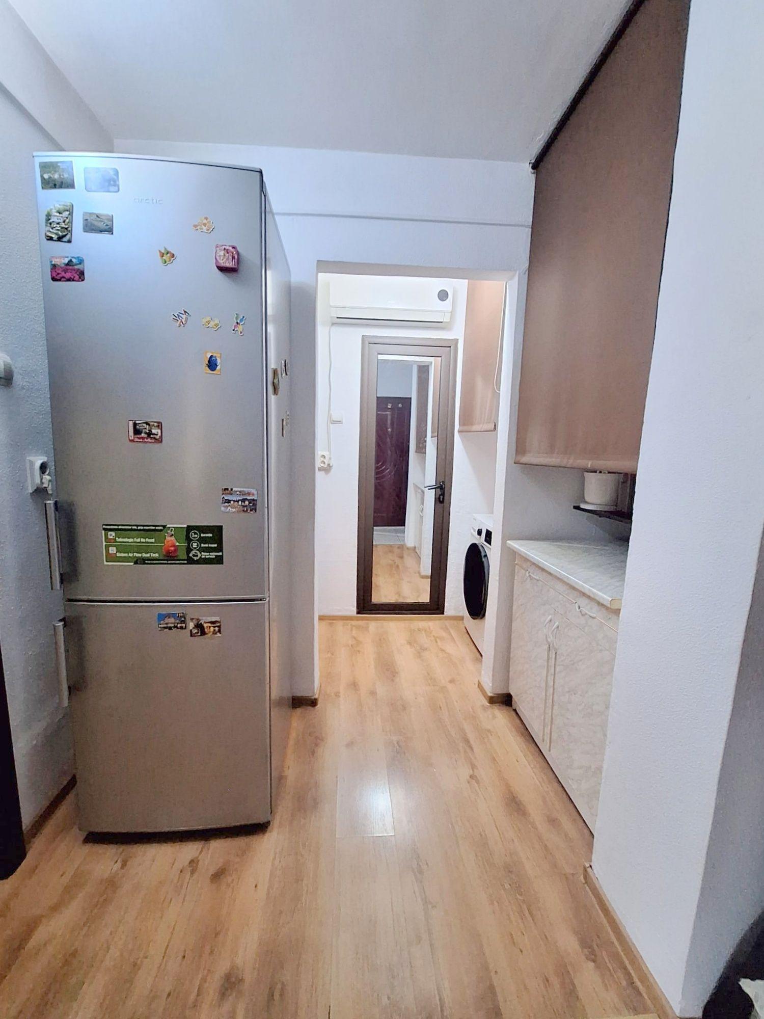 Apartament 2 camere de închiriat - Micro 17 - Mobilat - 350 Euro - 6