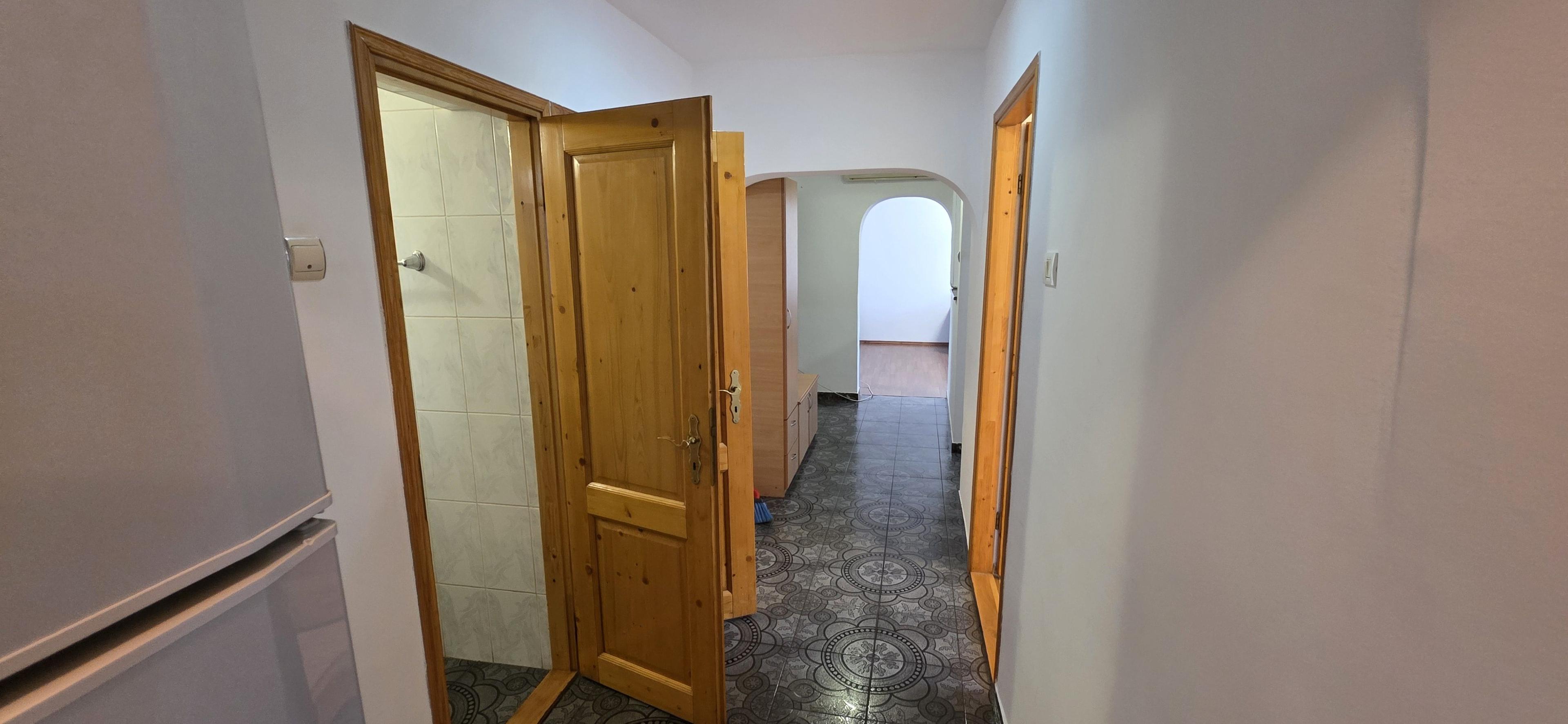 Apartament 3 camere de vânzare Crângași 75 mp bloc 1982 - 23