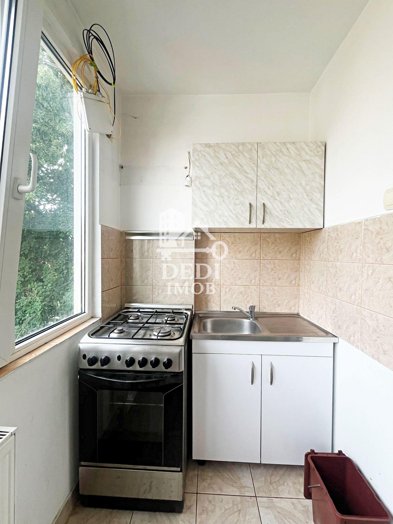 Apartament 2 camere de inchiriat in zona Rogerius, Oradea - 7