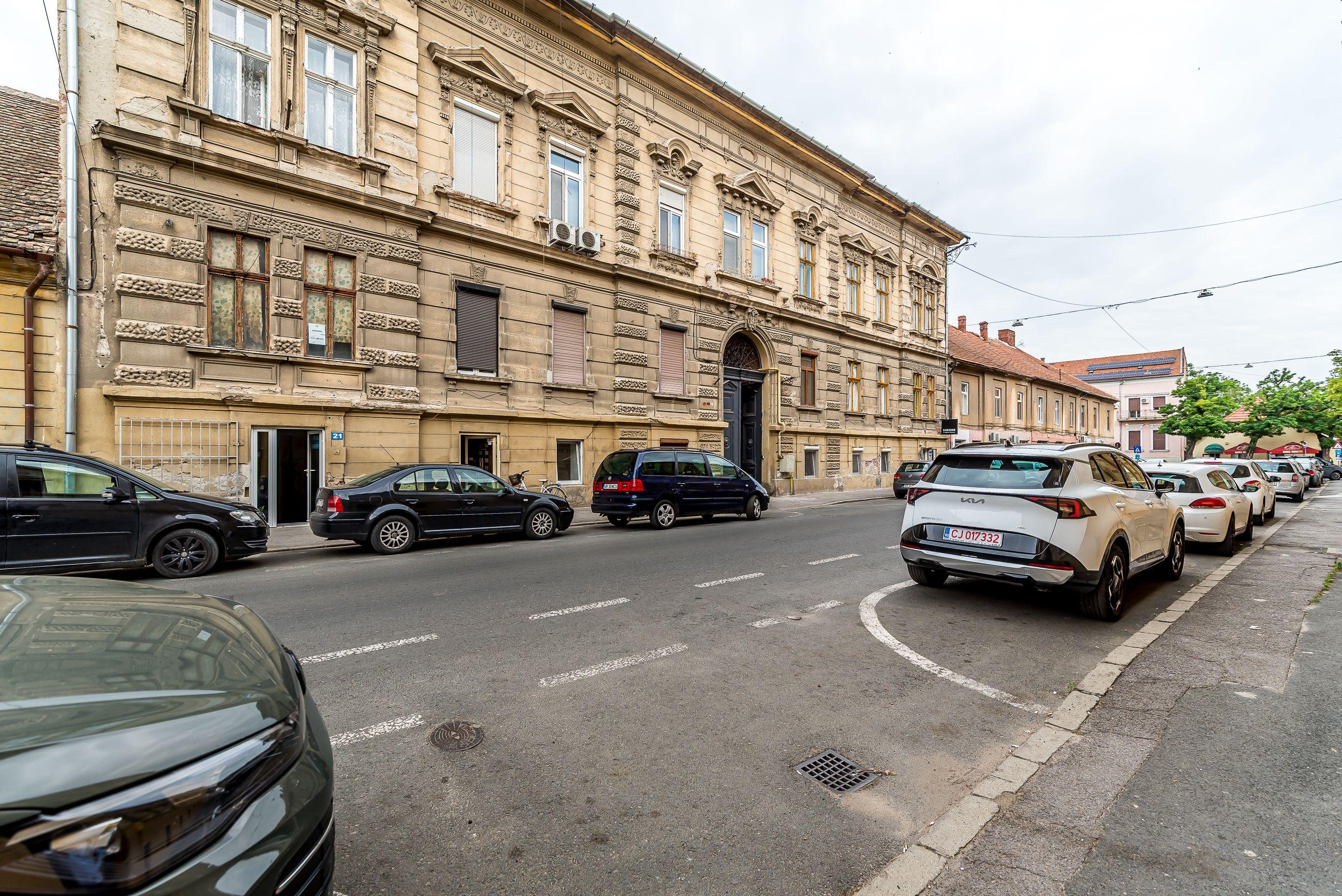 Apartament 2 camere Str. Lucian Blaga, clădire în renovare completa - 2