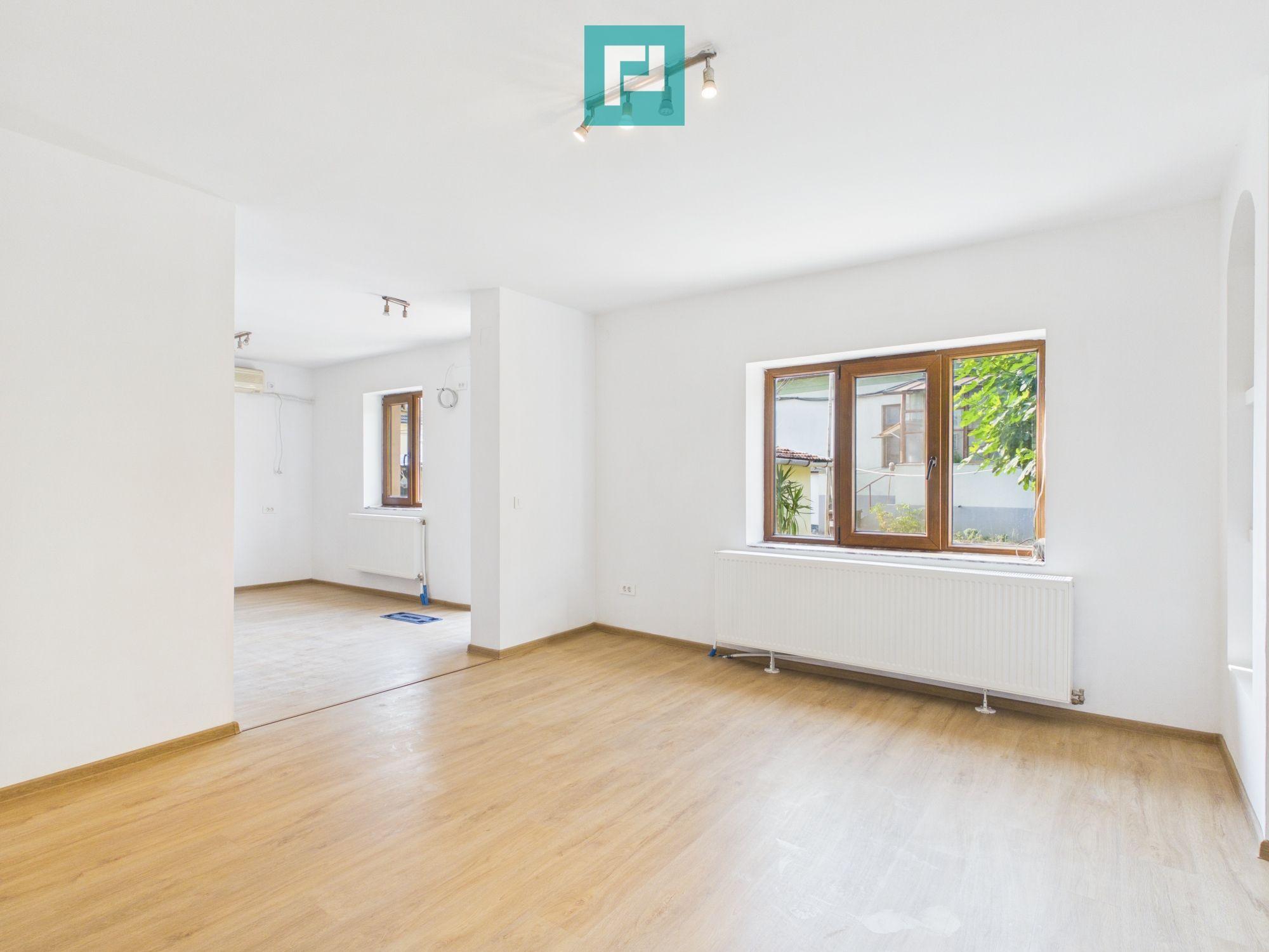 Casă renovată ultracentral | Str. Primăriei - 5