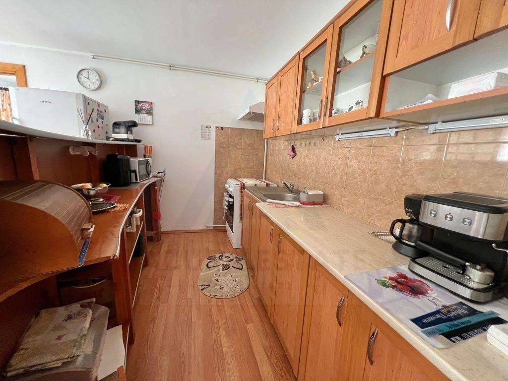 Casa 3 camere 80 mp utili curte comuna si balcon 3,75 mp în Ștrand - 4