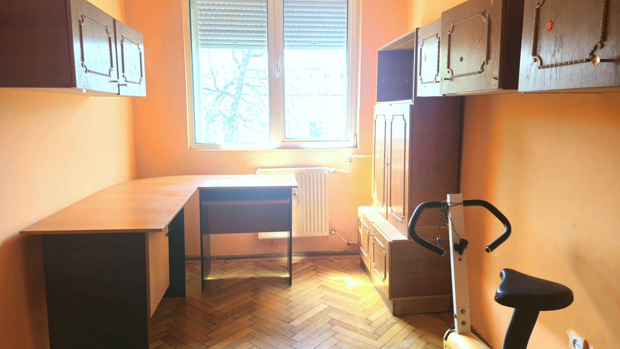 Apartament 3 camere de vanzare - Tiglina 1 - Strada Saturn - Etaj 2 - 5