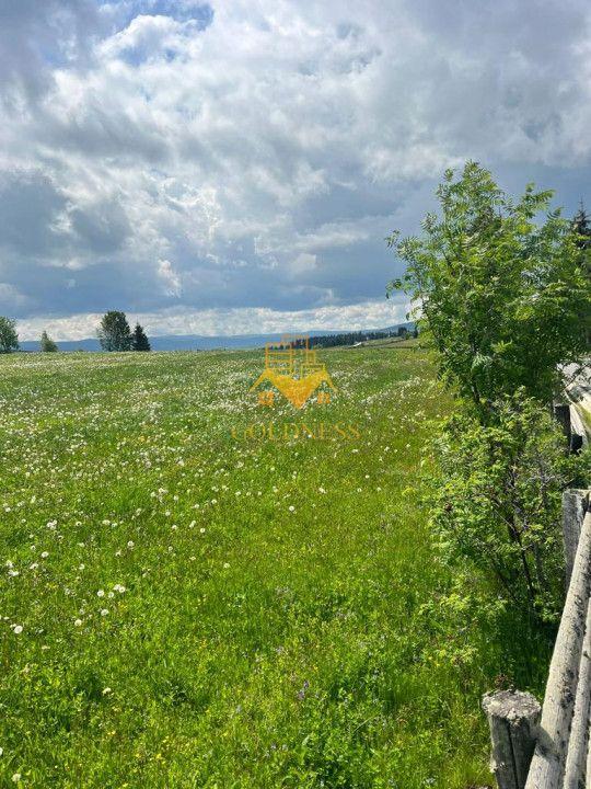 Teren intravilan de vanzare Marisel zona partia de schi - 1