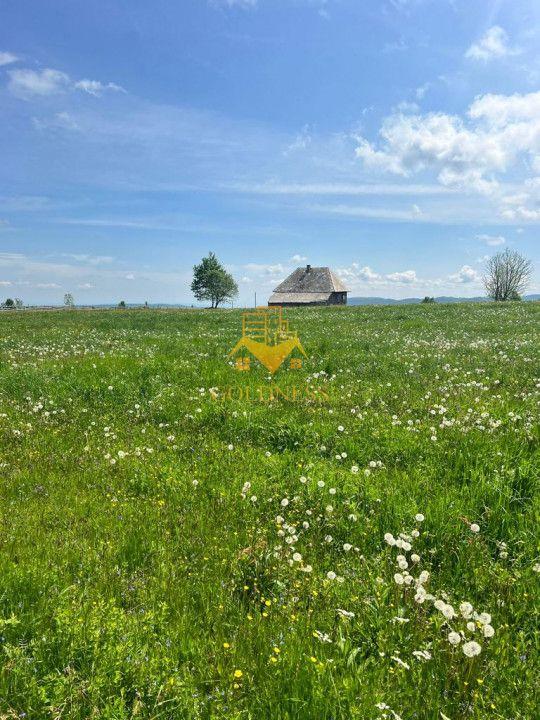 Teren intravilan de vanzare Marisel zona partia de schi - 2