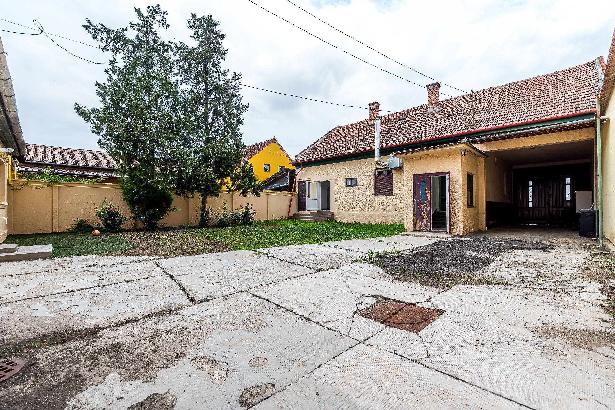 Casa cu potential multiplu cu teren generos pe strada Dunarii - 6