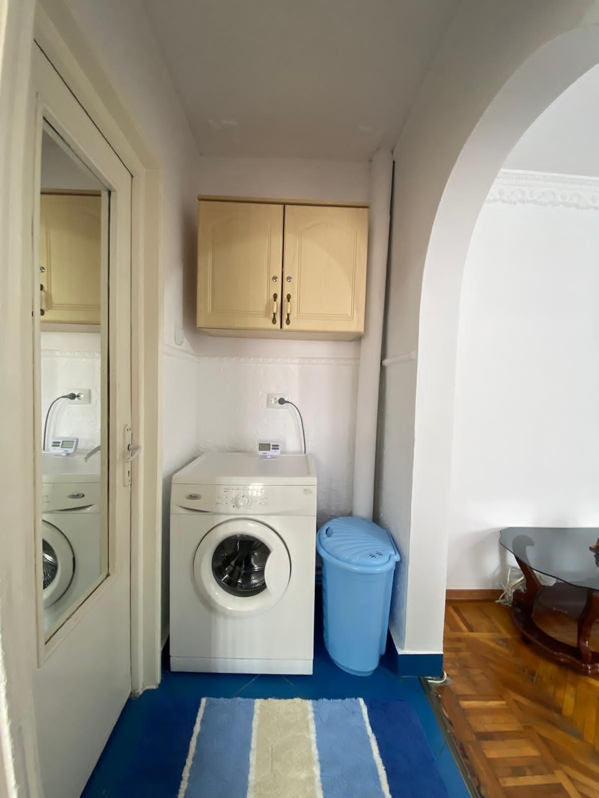 De vanzare apartament cu 2 camere mobilat si utilat, Micro 38, etaj 3 - 9