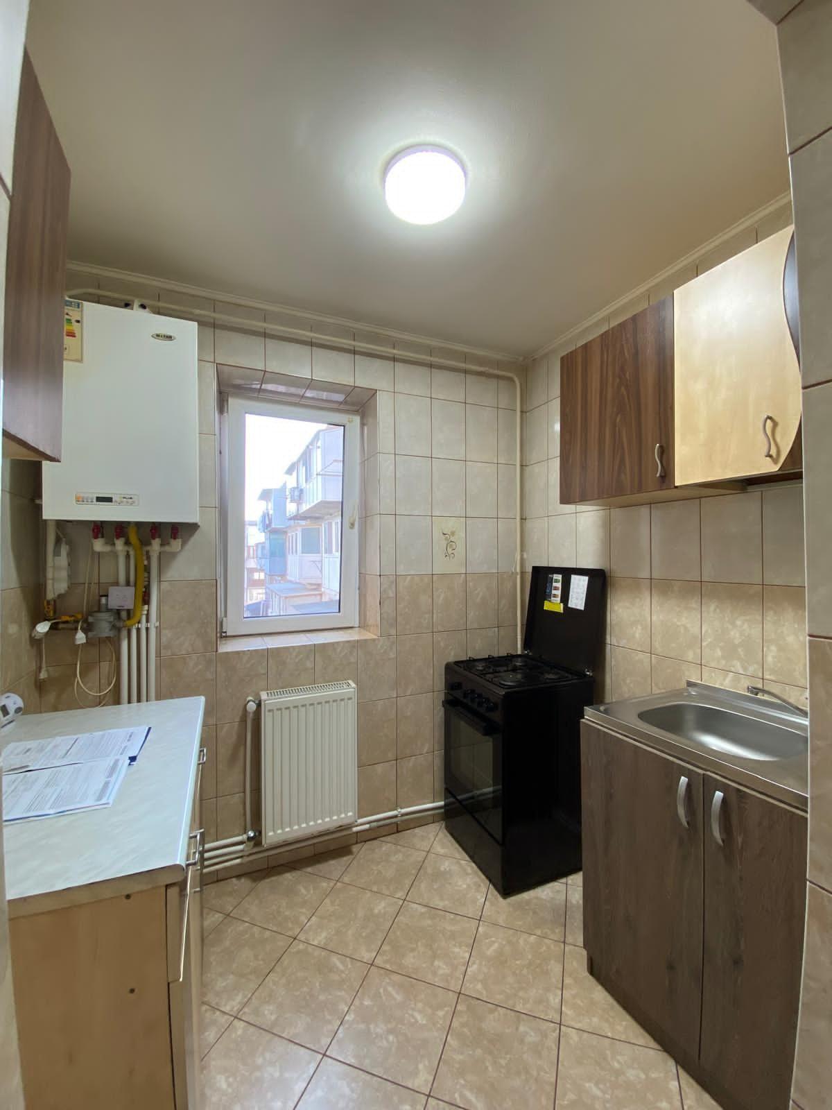 De vanzare apartament cu 2 camere mobilat si utilat, Micro 38, etaj 3 - 2