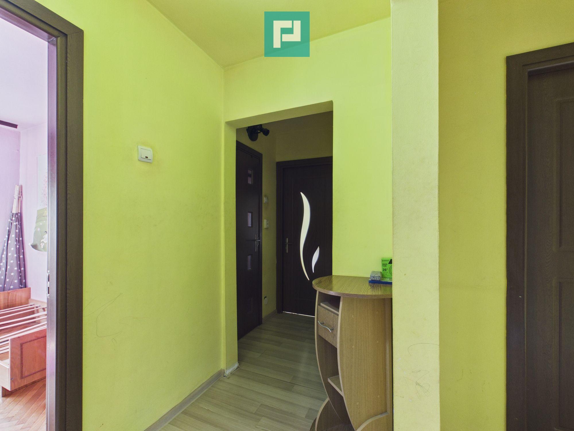 Apartament 3 camere Etaj 3 Zona Aurel Vlaicu - 1
