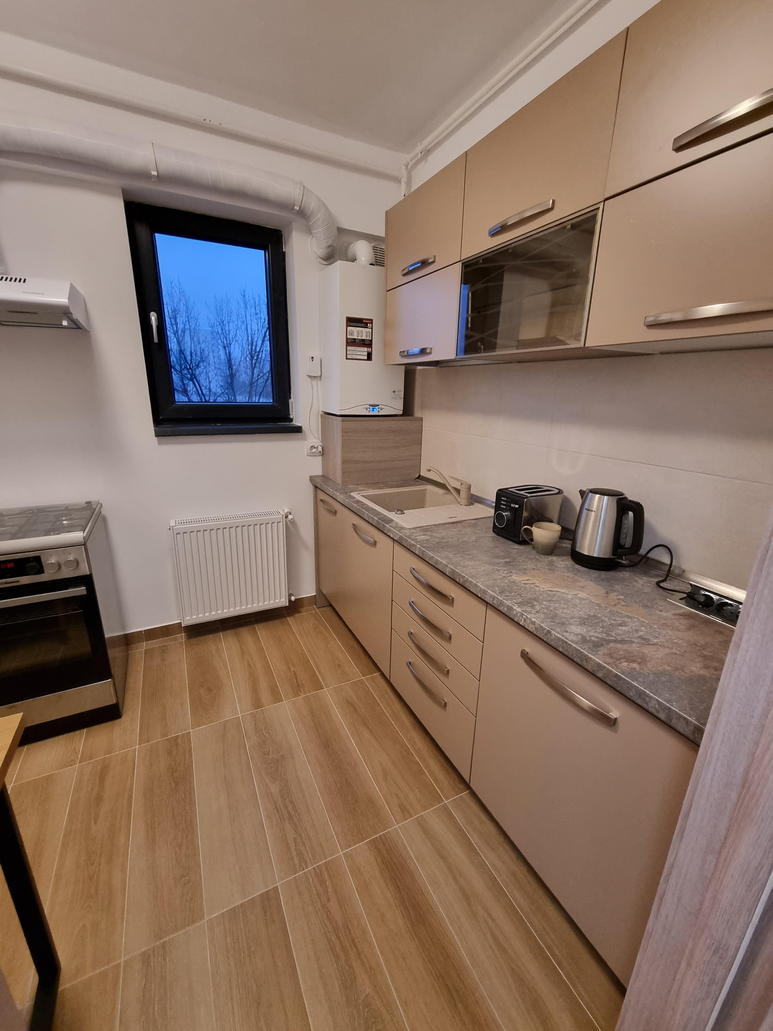 Dau în chirie partament spațios de 2 camere în zona Păcii - 4