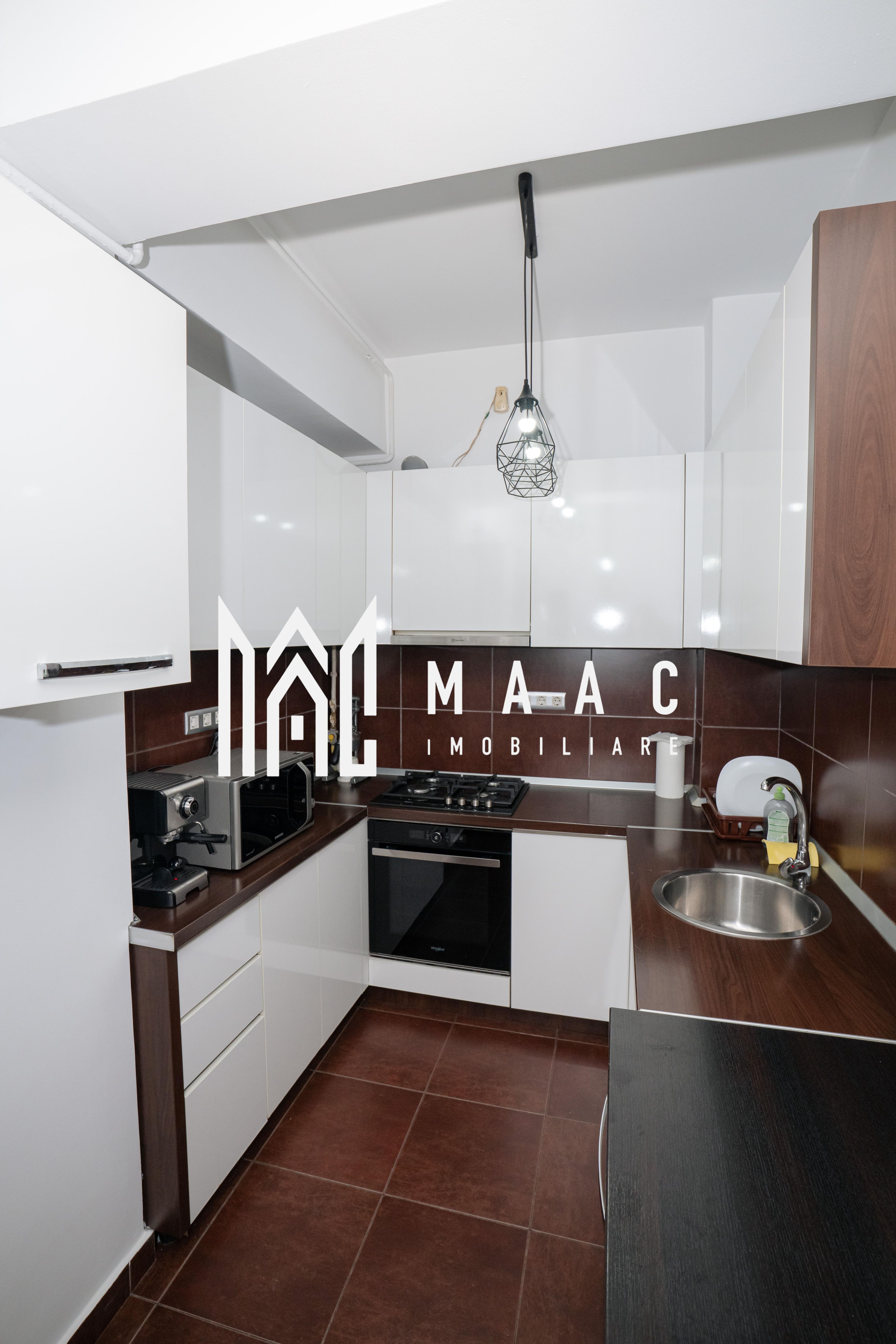 Apartament de vanzare 3 camere - 10