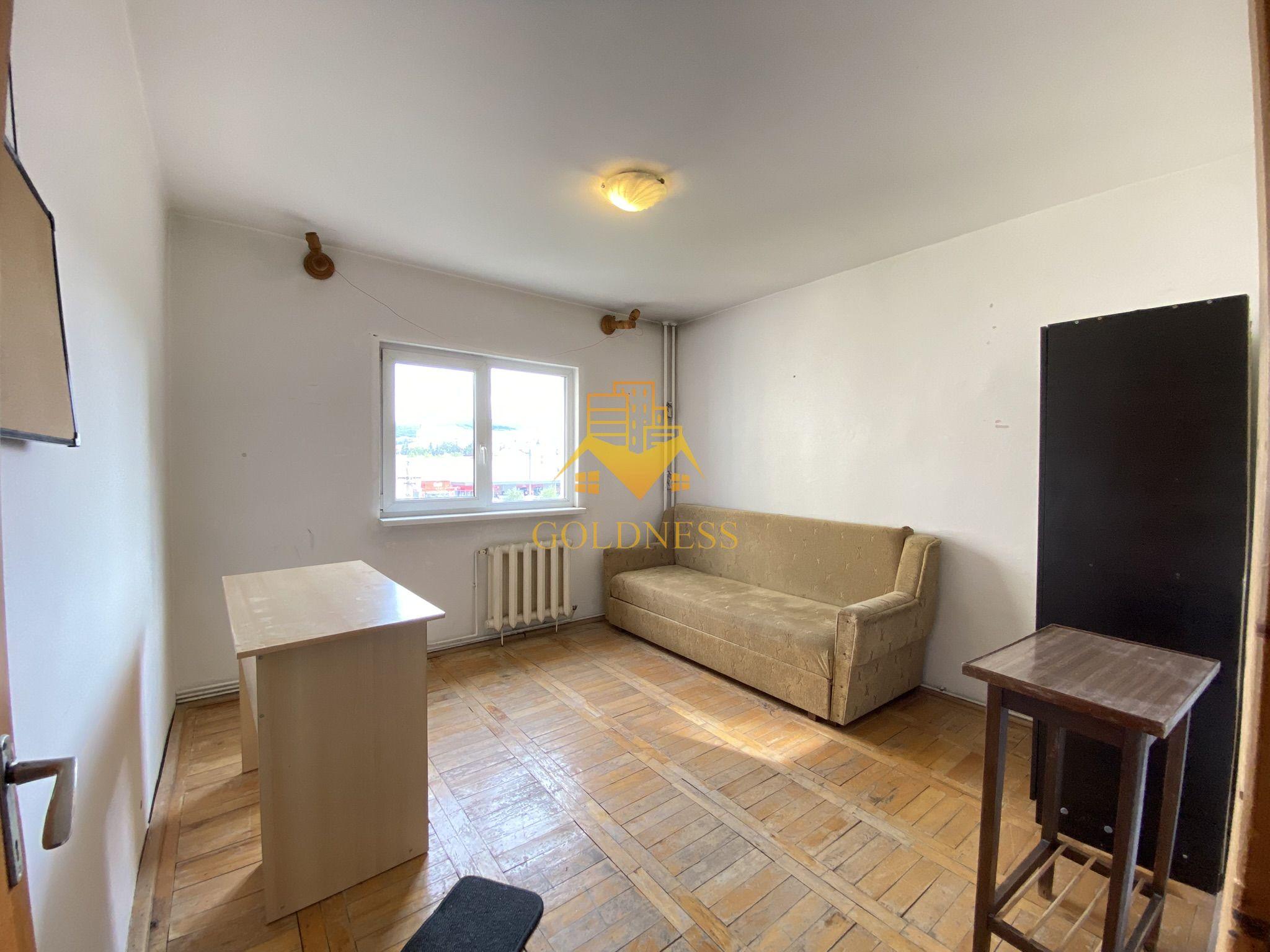 Apartament 3 camere decomandate etaj 2 Gradini Manastur zona Big Belly - 2