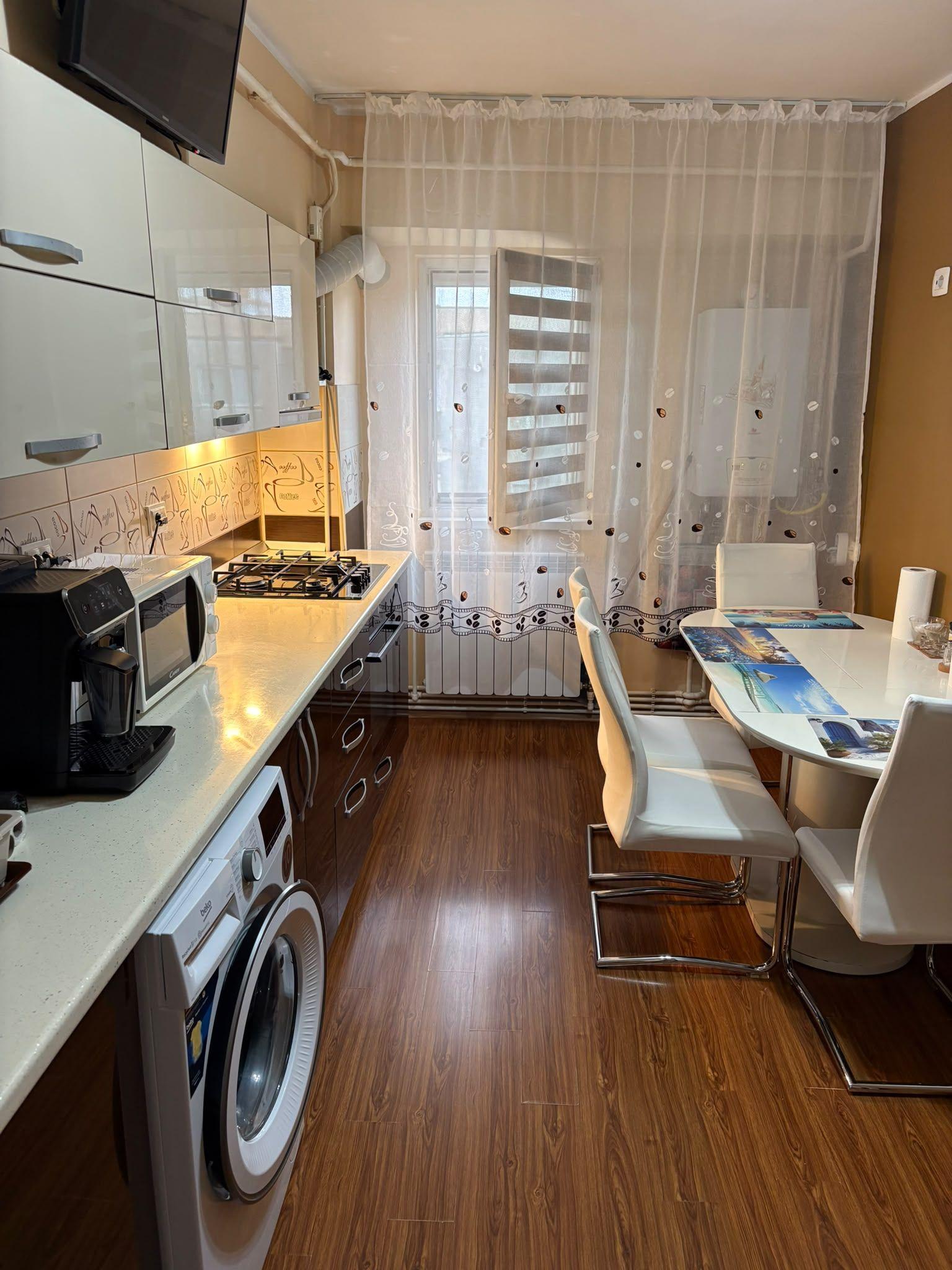 De vanzare apartament cu 2 camere, renovat, etaj 4 , Mazepa 1, 85.000 euro - 10
