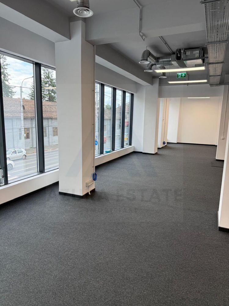 Spatiu comercial 2 etaje autorizate ISU 470 mp utili zona Lazaret - 1