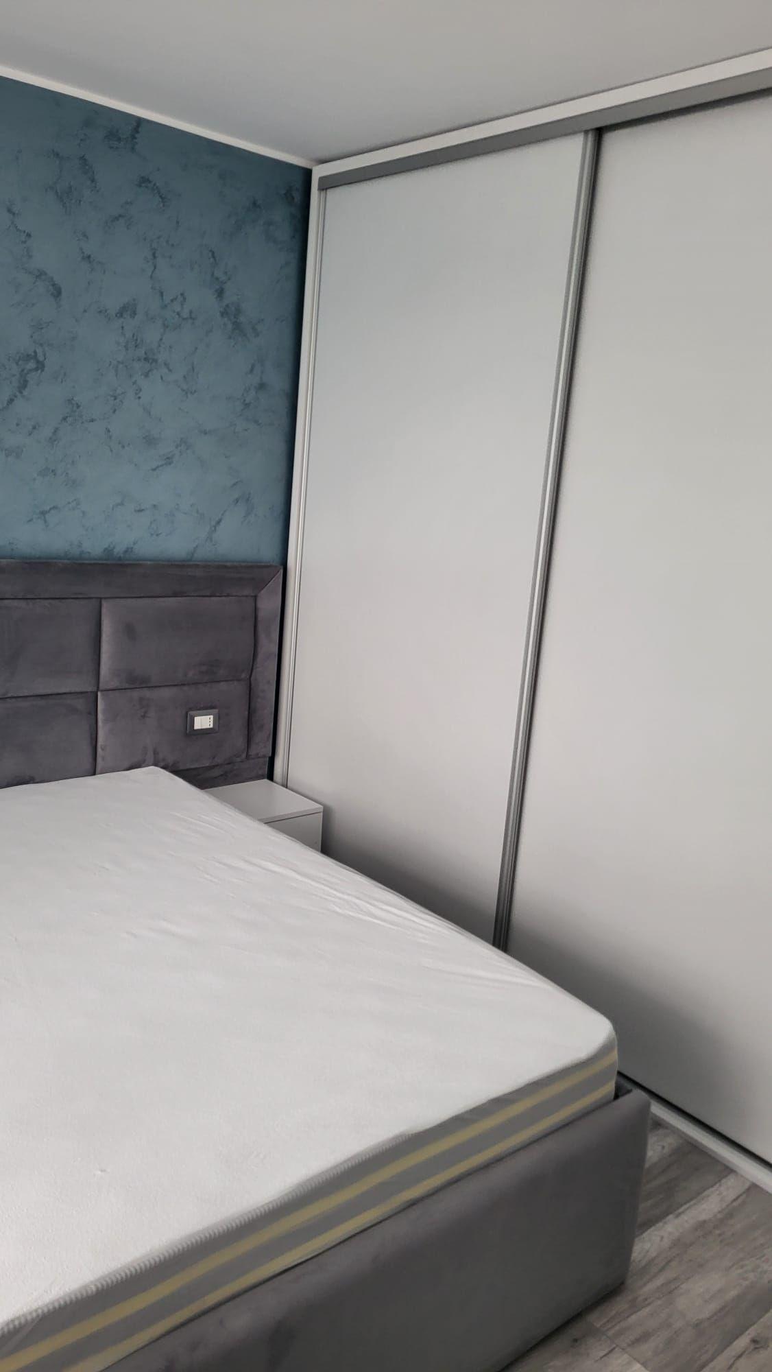 De inchiriat apartament cu 2 camere la Papadie, etaj 3, renovat, 550 E - 15