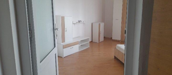 De vanzare apartament cu o cameră str. Brăilei, et. 7, 58.000 euro - 2