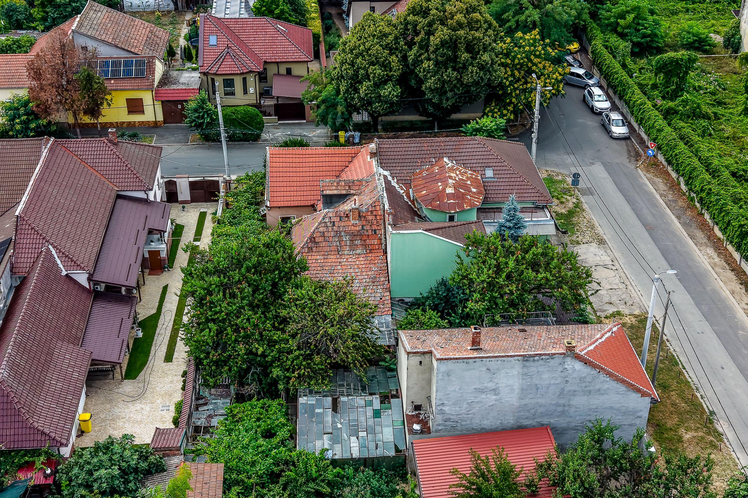 Casă cu teren de 370 mp în Zona Funcționarilor - 12