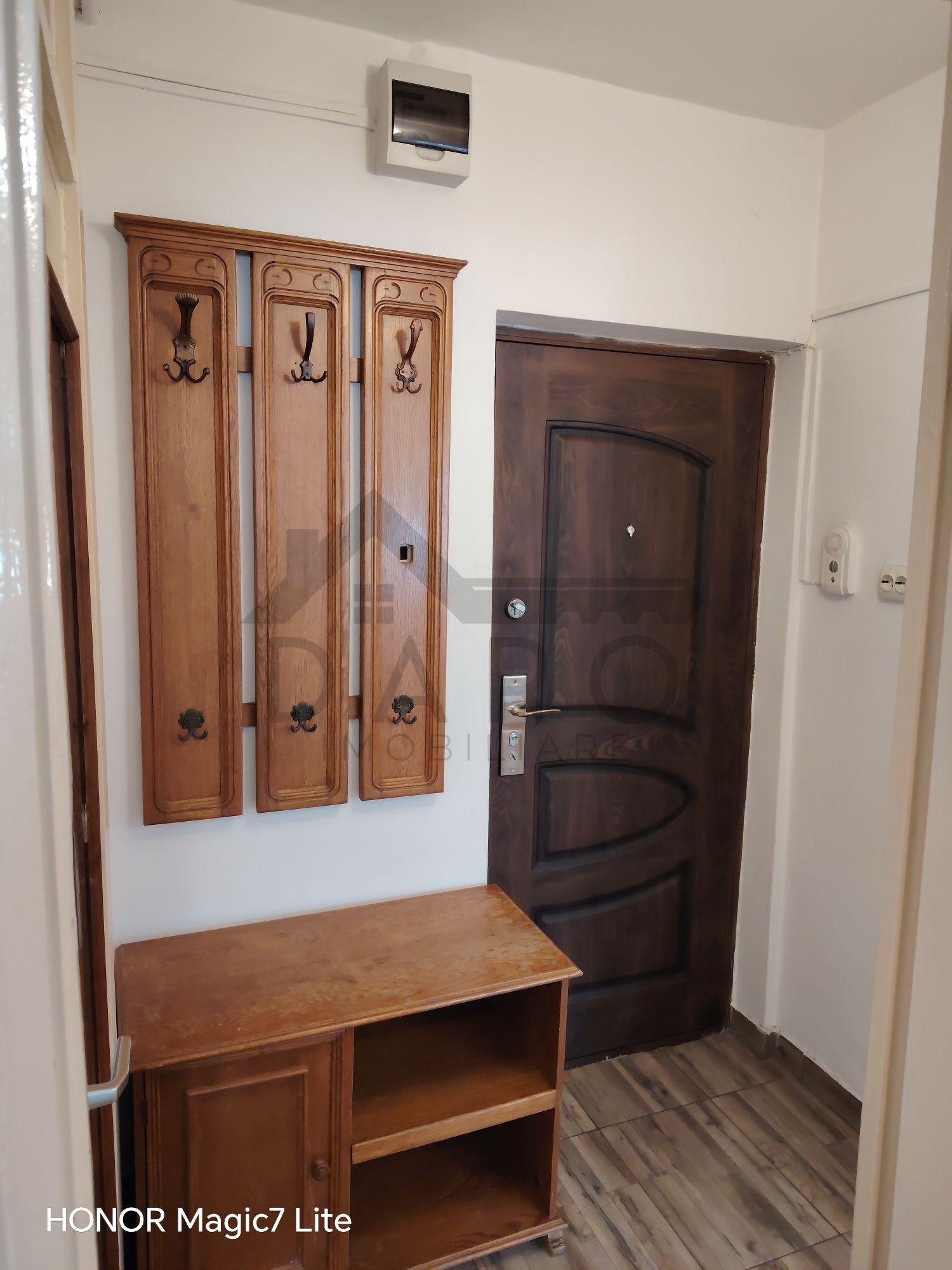 Închiriere garsoniera in Tg Mureș . etajul 1 Dâmbu Pietros. Zona liniștită . Imediat ocupabil - 5