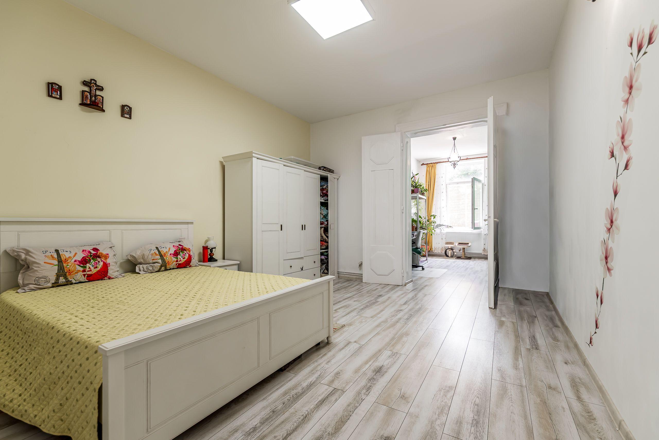 VÂNDUT! Apartament modern, Str O. Goga, parter înalt - 3