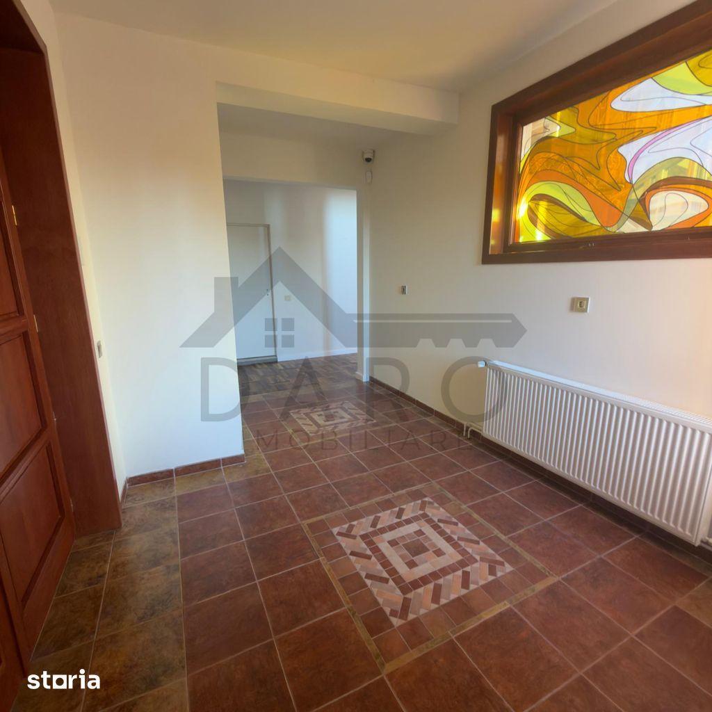 Spațiu birouri premium – 309 mp utili + 520 mp parcare pavata in curte - 1