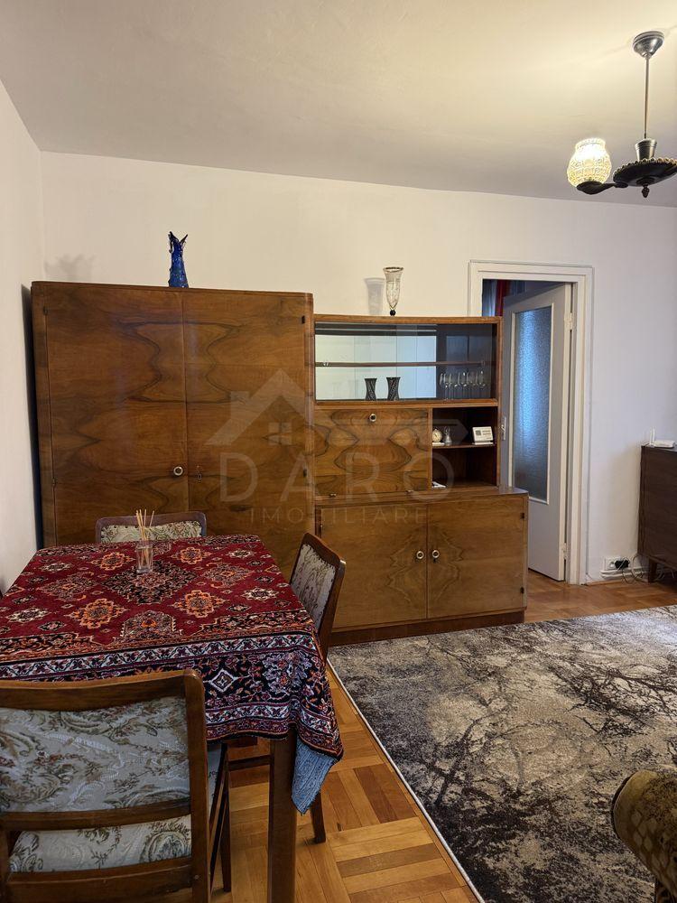 Apartament 3 camere pentru închiriat - 2