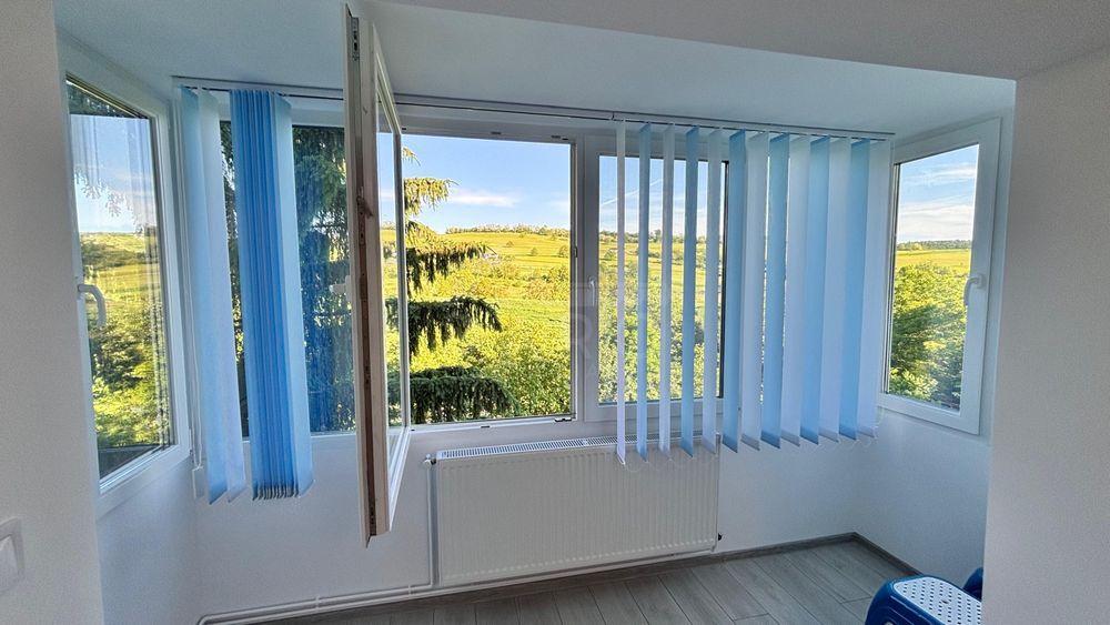 Vand apartament cu 3 camere - 1
