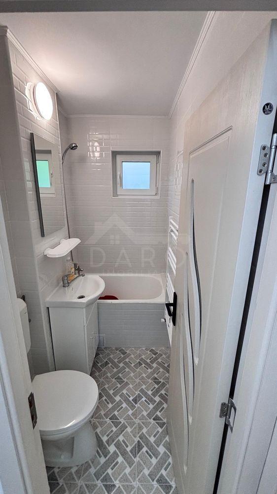Vand apartament cu 3 camere - 8