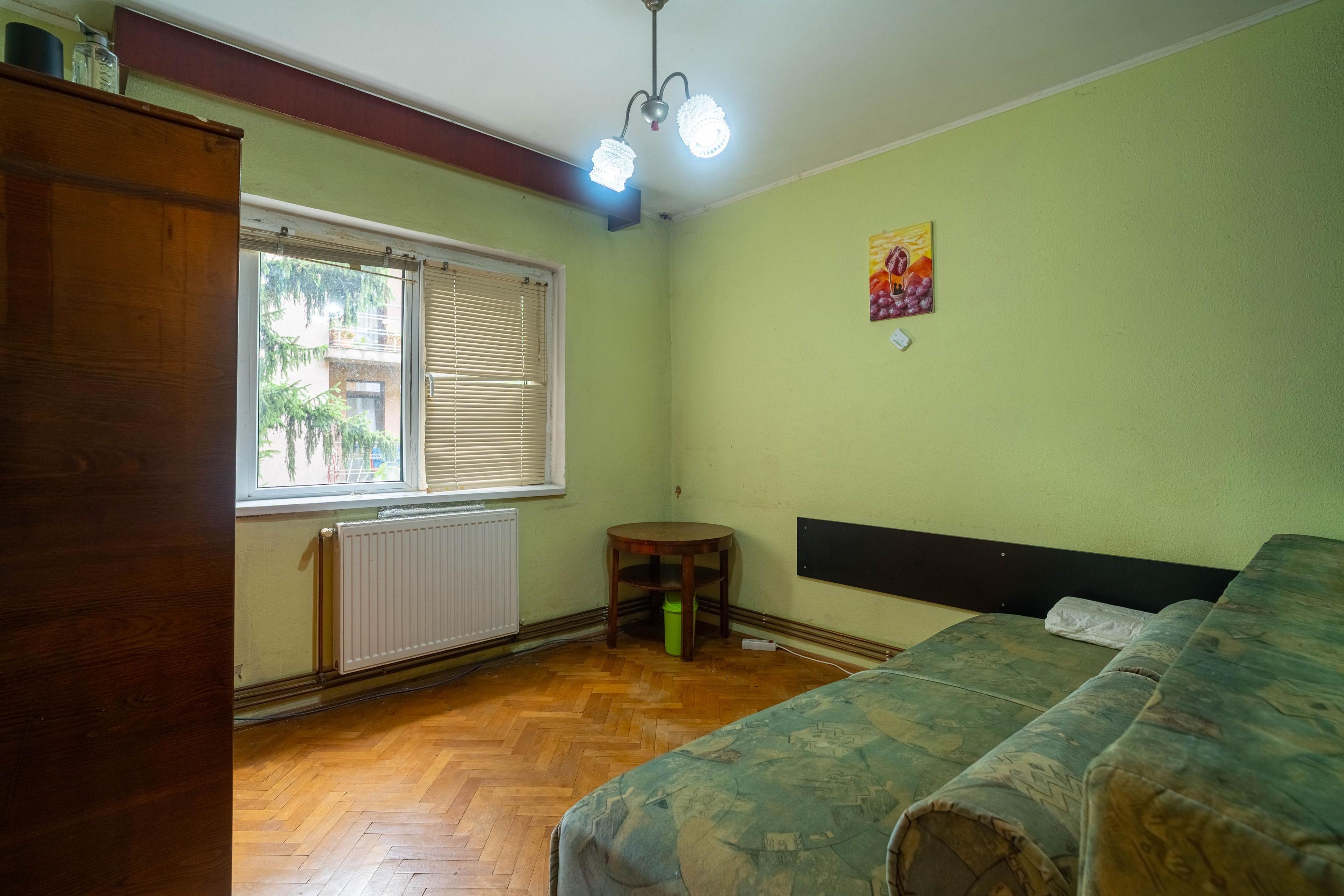 Apartament spațios cu 4 camere, etaj 2 – Zona Boul Roșu 0% COMISION - 10