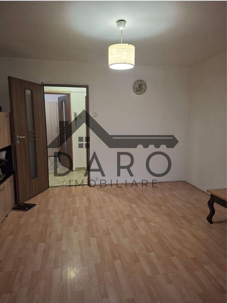 Vând apartament cu 3 camere zona Dâmbu Pietros aproape de bulevard . - 5