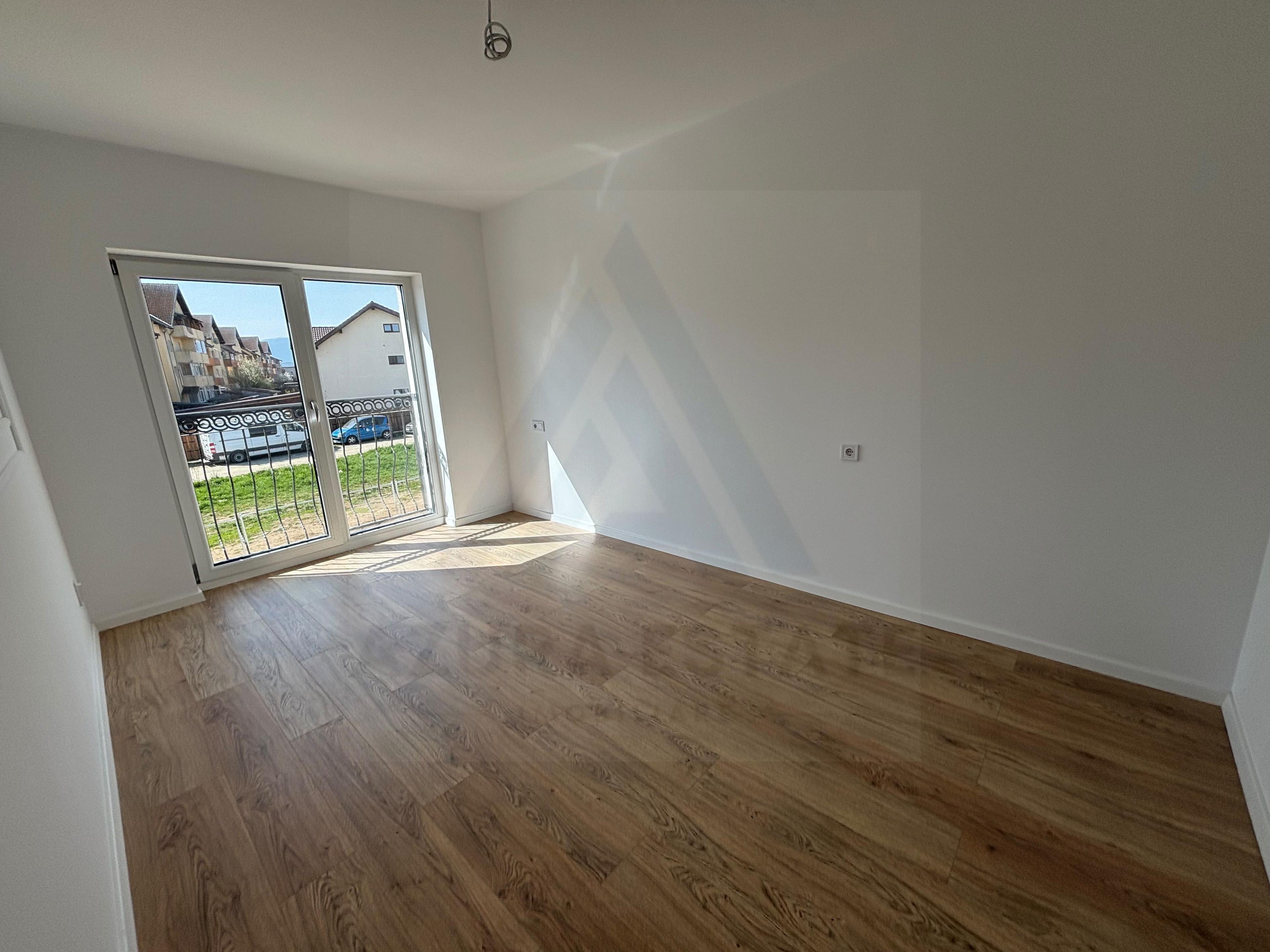 Casa 4 camere finisata la cheie cu teren 220 mp in Selimbar - 6