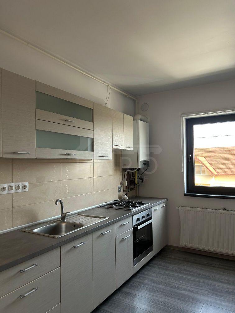 De inchiriat aparament cu 2 camere str . Marului - 2