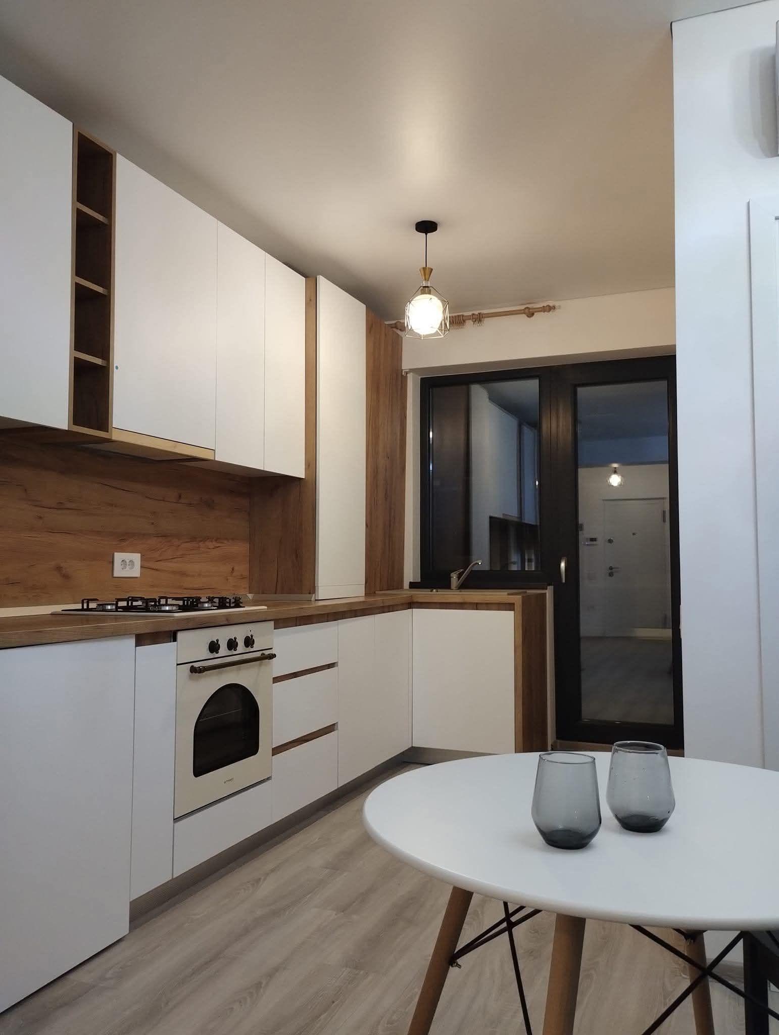 De inchiriat apartament cu 2 camere bloc nou, etaj 2, 500 euro - 1
