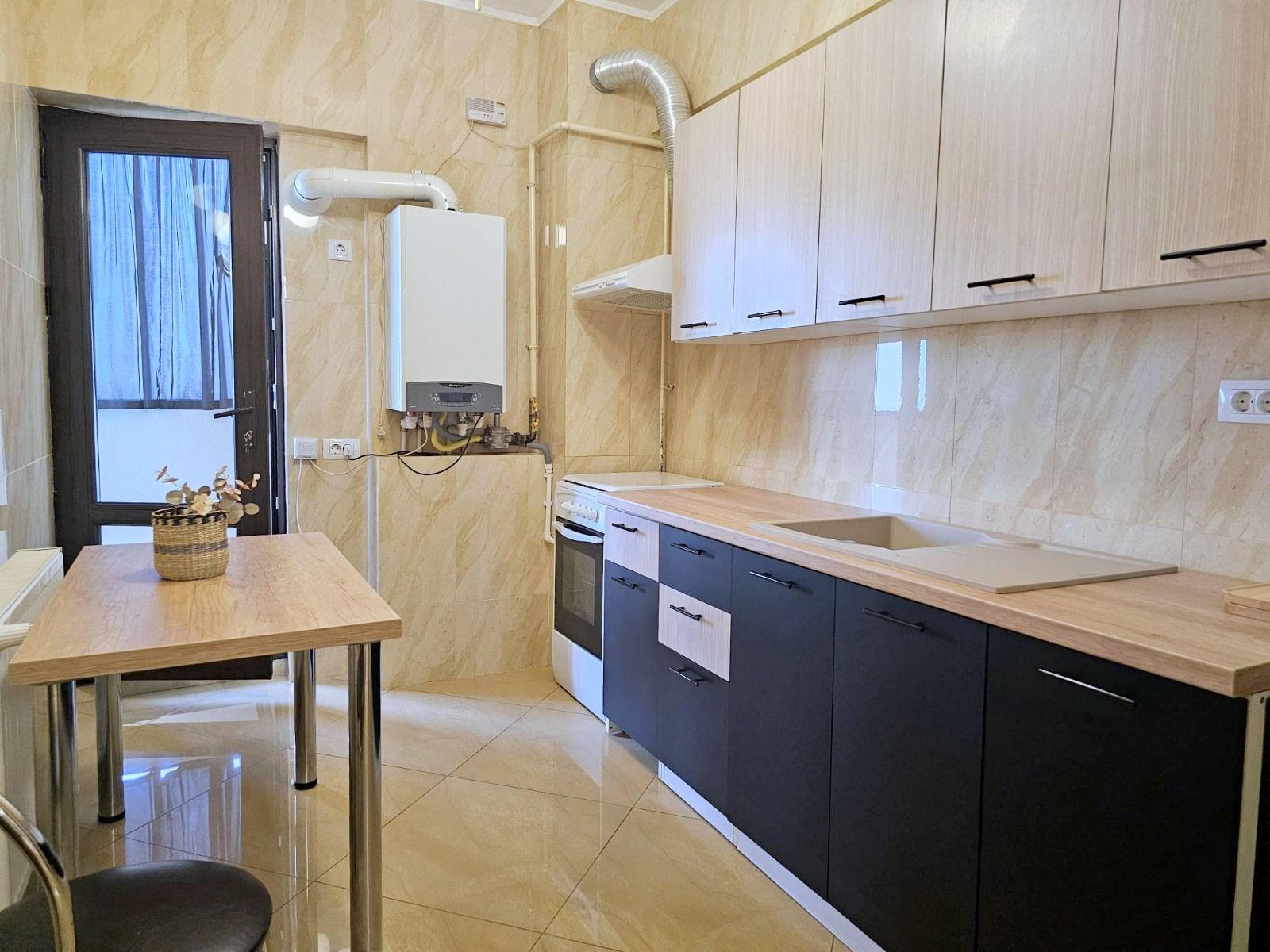 De inchiriat o camera Italian Residence, etaj 9/12, 420 euro - 7
