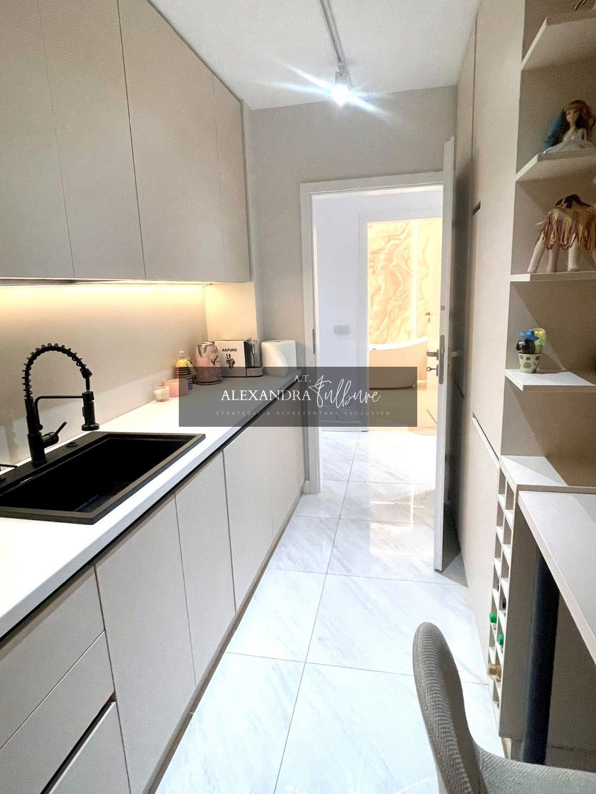 Apartament 2 camere decomandate, etaj intermediar, terasa, parcare - 1