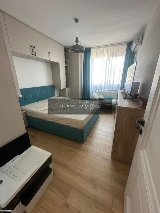 Apartament de vanzare 3 camere, 66 mp, 2 bai, balcon, 2 parcari - 8