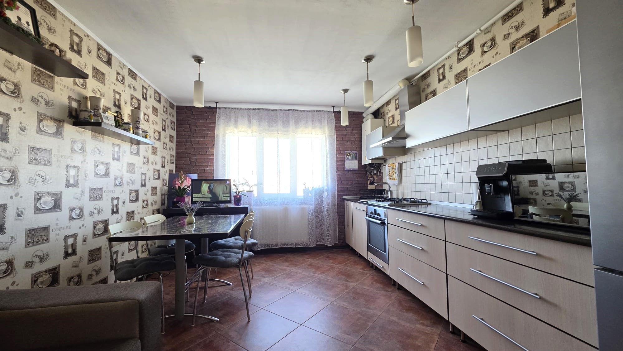 Apartament 2 camere de vanzare - 2