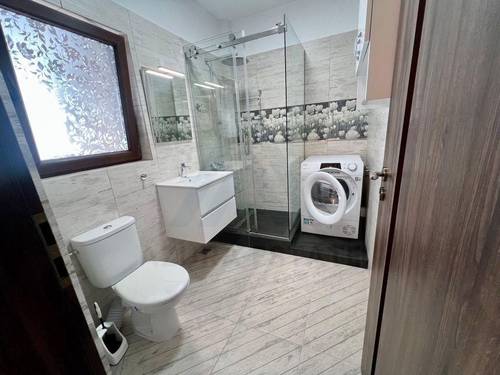 Penthouse spatios 80 mp utili 2 balcoane si terasa parcare Selimbar - 14