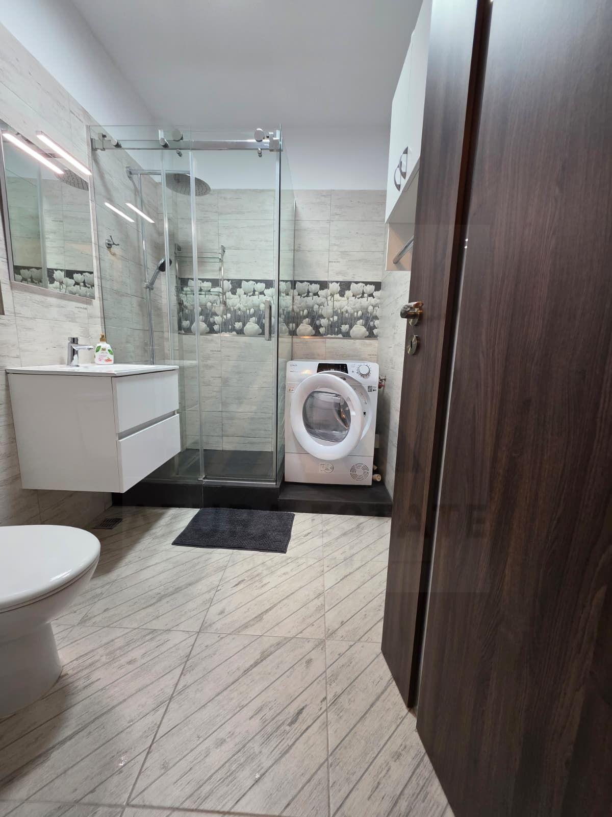 Penthouse spatios 80 mp utili 2 balcoane si terasa parcare Selimbar - 15