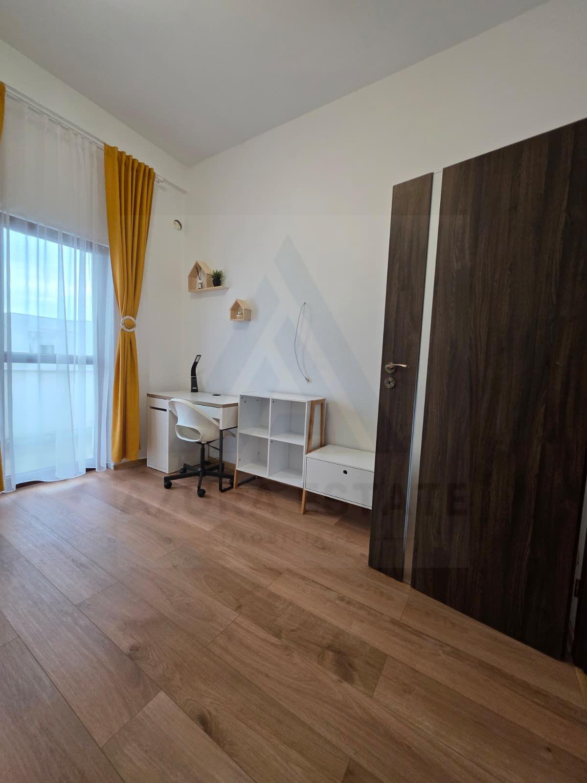 Penthouse spatios 80 mp utili 2 balcoane si terasa parcare Selimbar - 9